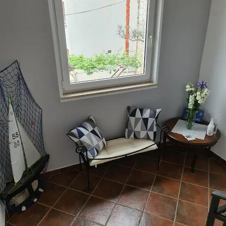In With Balcony, Air Conditioning, W-lan, Washing Machine 5116-2 Rovigno