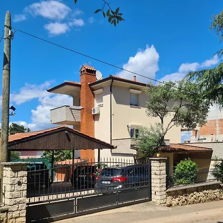 Appartamento In With Balcony, Air Conditioning, W-lan, Washing Machine 5116-2 *